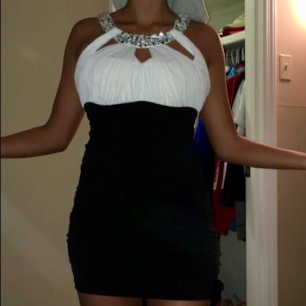 Black and White Formal Desss